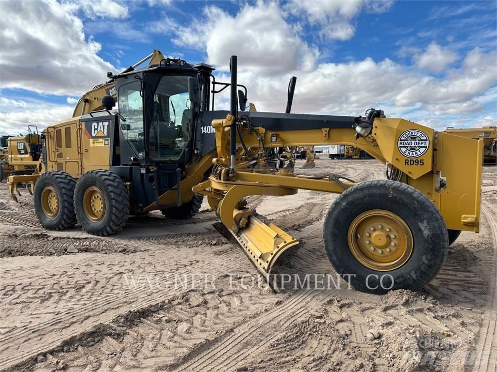 CAT 140M3 平地机/推土机