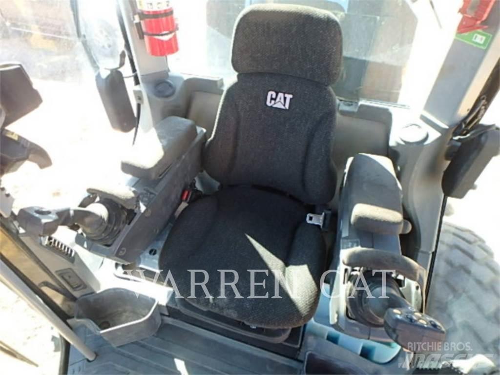 CAT 140M3 平地机/推土机