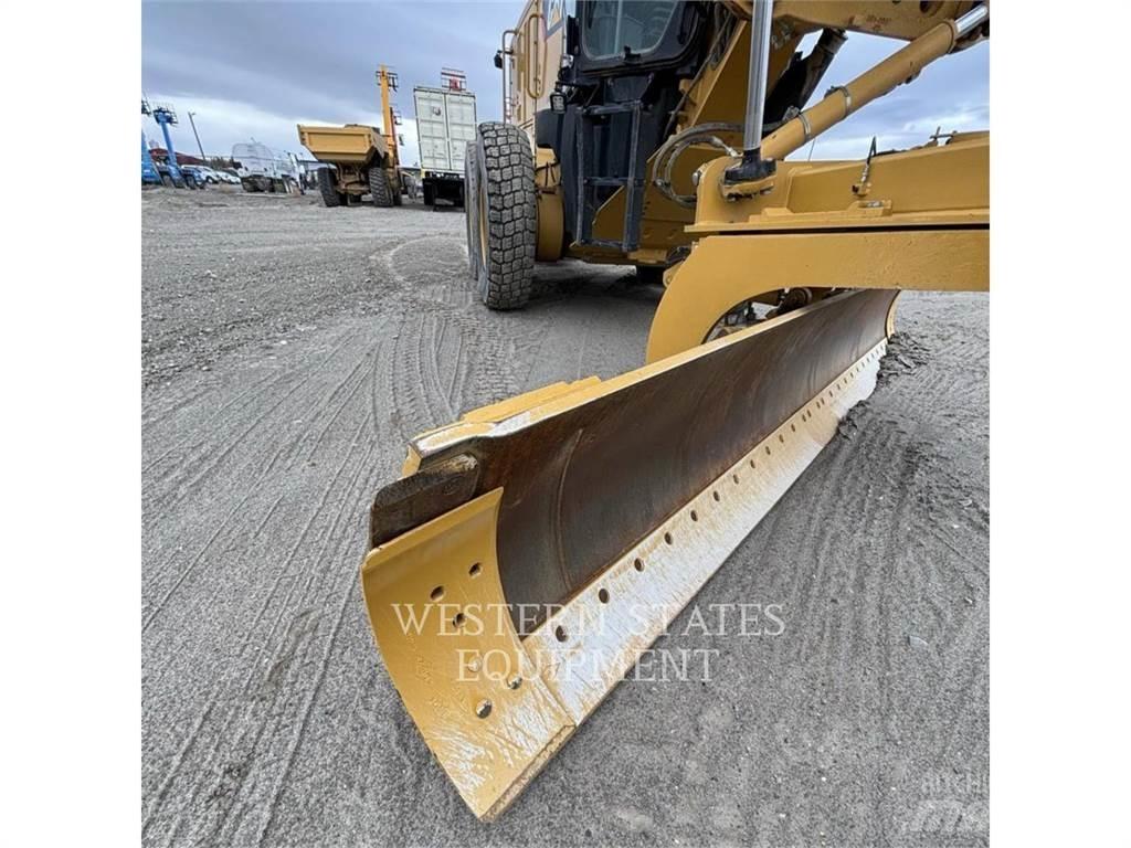 CAT 140M3 平地机/推土机