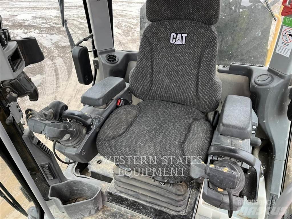CAT 140M3 平地机/推土机