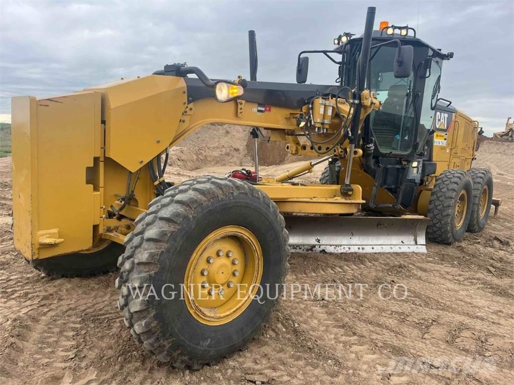 CAT 140M3 平地机/推土机