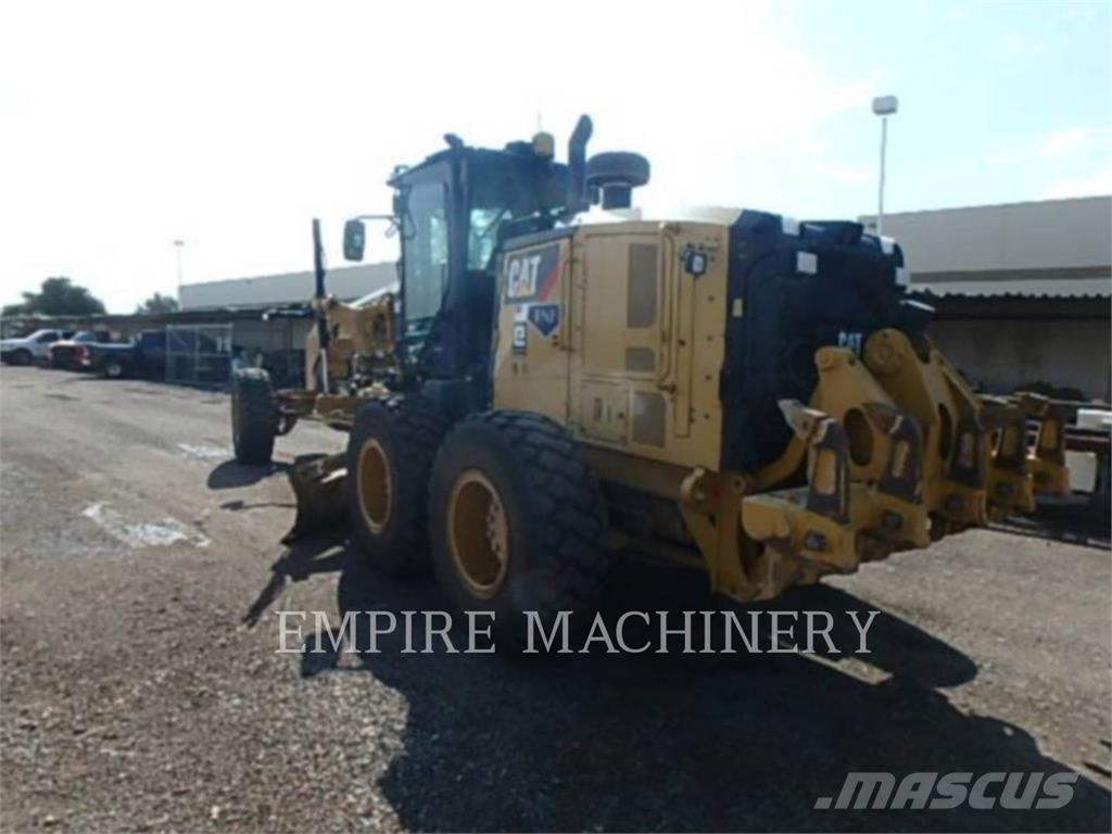 CAT 140M3 平地机/推土机