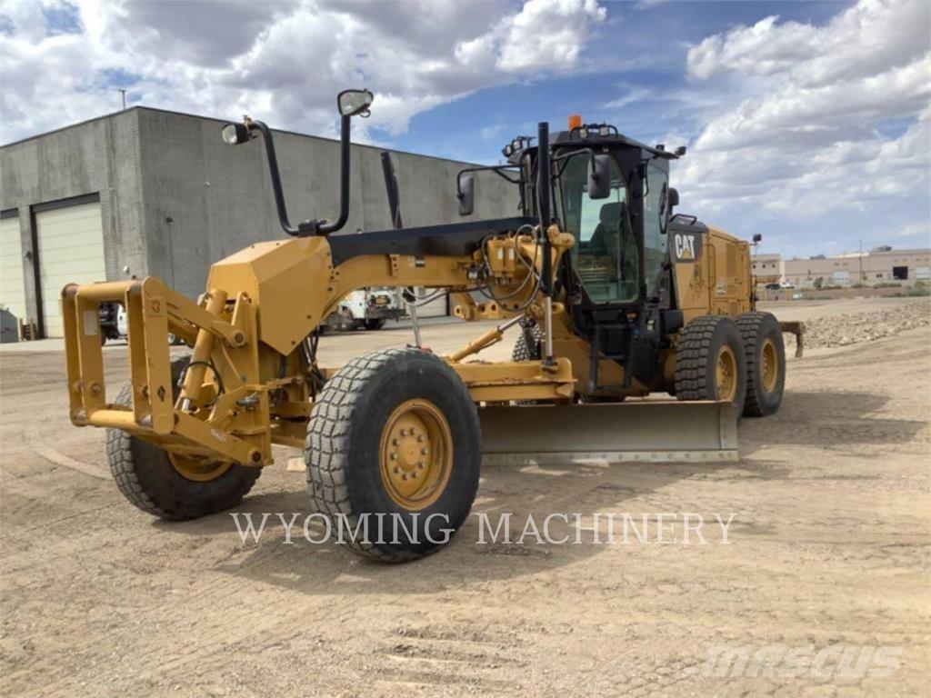 CAT 140M3 平地机/推土机