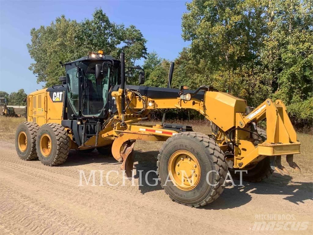CAT 140M3 AWD 平地机/推土机