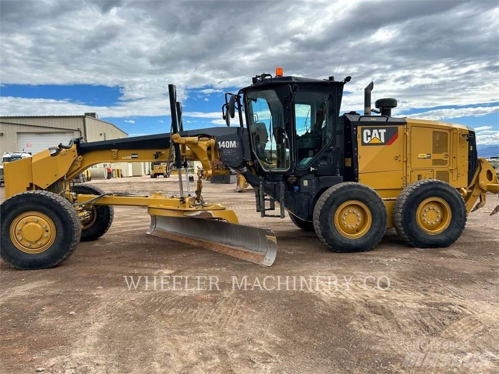 CAT 140M3 AWD 平地机/推土机