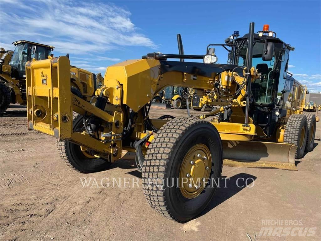 CAT 140M3 AWD 平地机/推土机