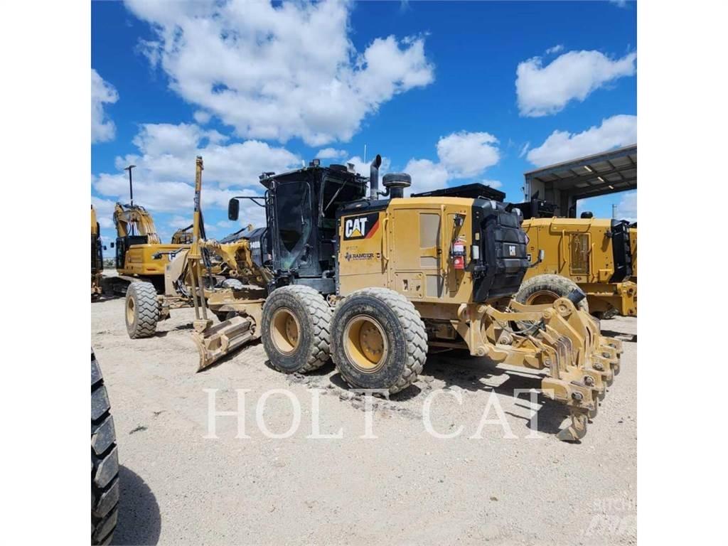 CAT 140M3 AWD 平地机/推土机
