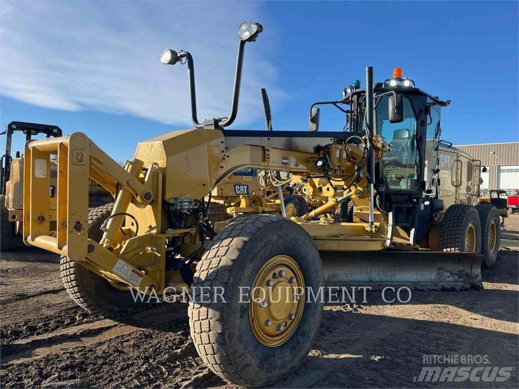CAT 140M3 AWD 平地机/推土机
