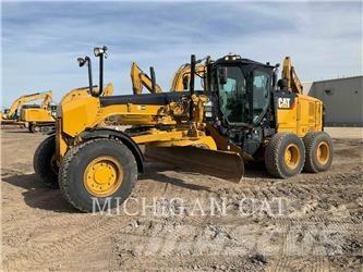 CAT 140M3 AWD 平地机/推土机