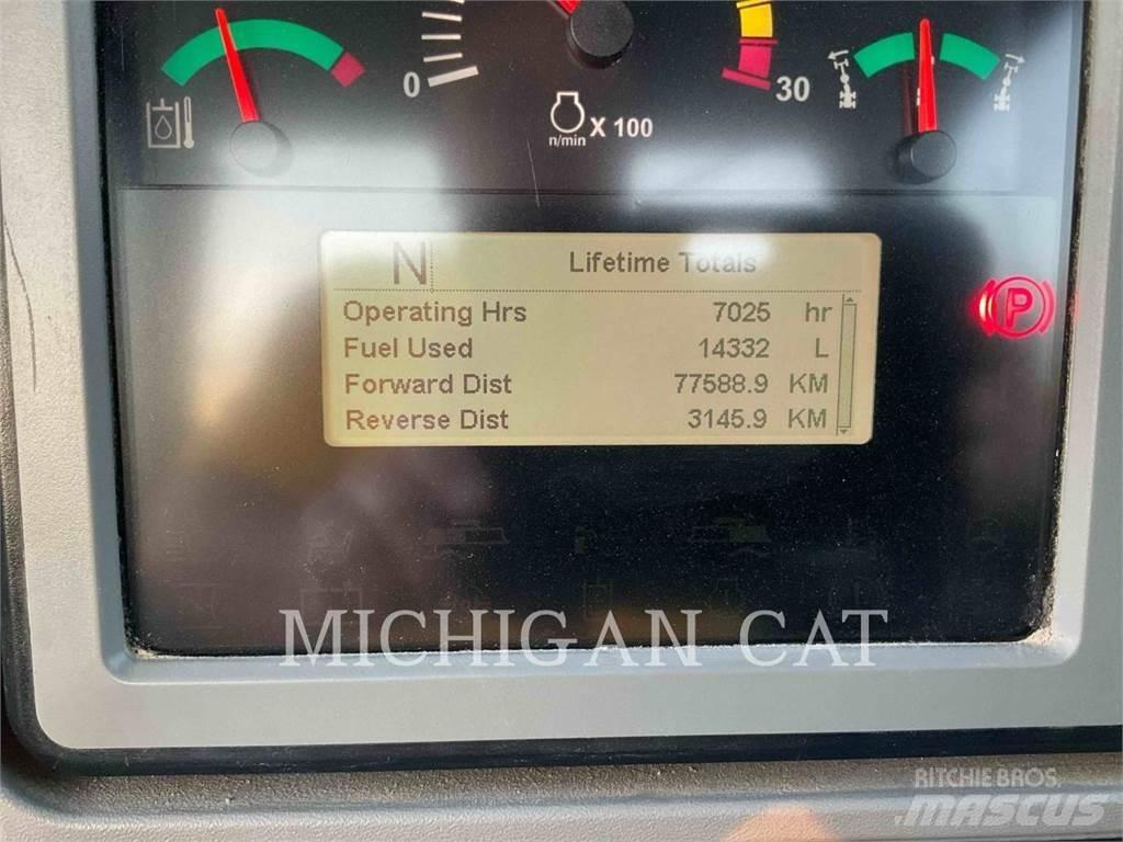 CAT 140M3 AWD 平地机/推土机