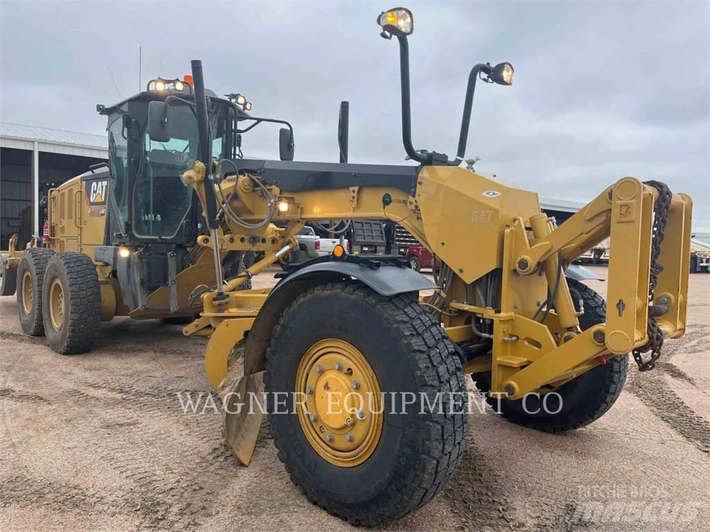 CAT 140M3 AWD 平地机/推土机