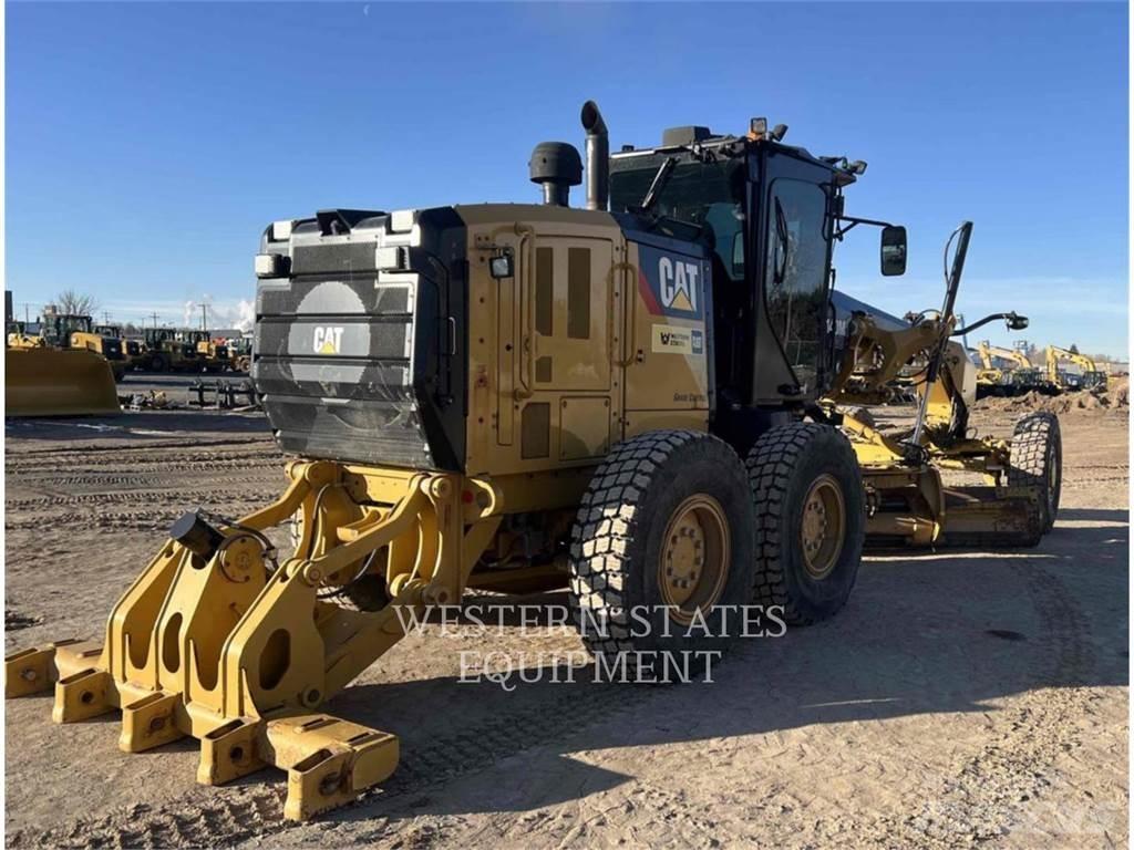 CAT 140M3 AWD 平地机/推土机