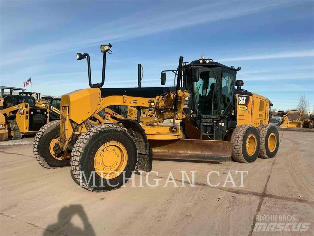 CAT 140M3 AWD 平地机/推土机
