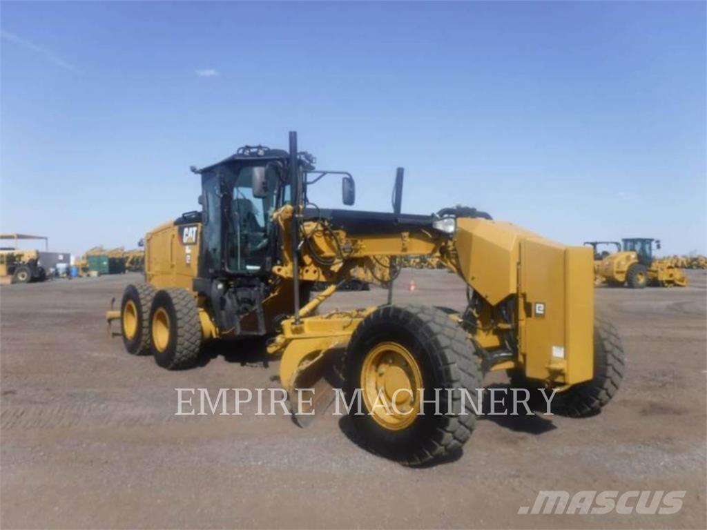 CAT 140M3 AWD 平地机/推土机