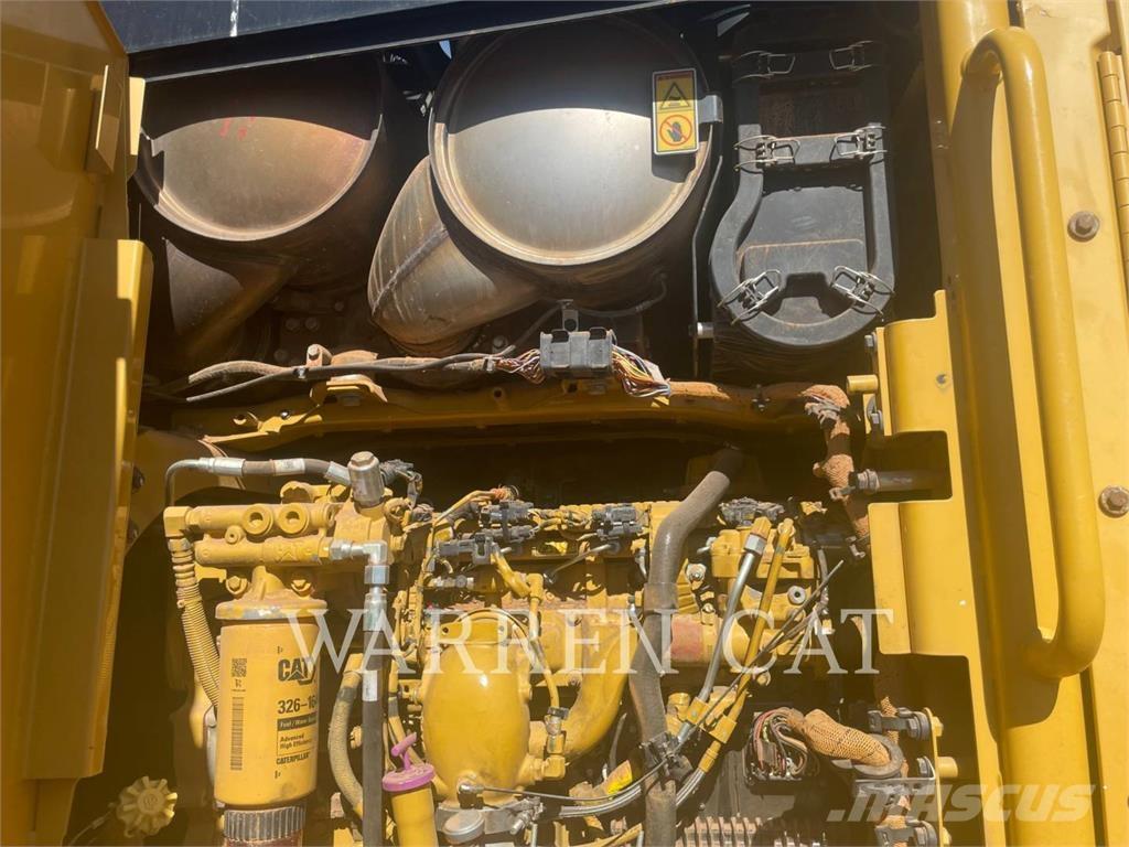 CAT 140M3 AWD 平地机/推土机