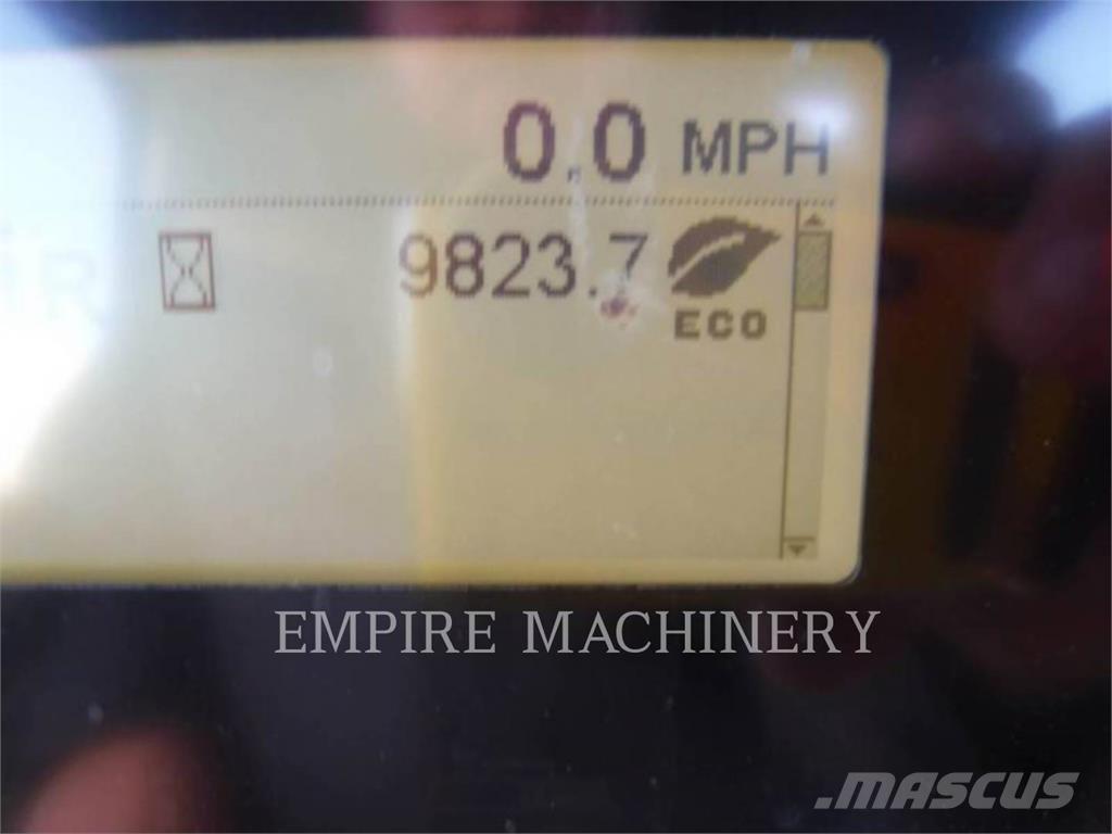 CAT 140M3 AWD 平地机/推土机