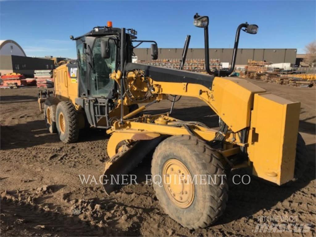 CAT 140M3 AWD 平地机/推土机
