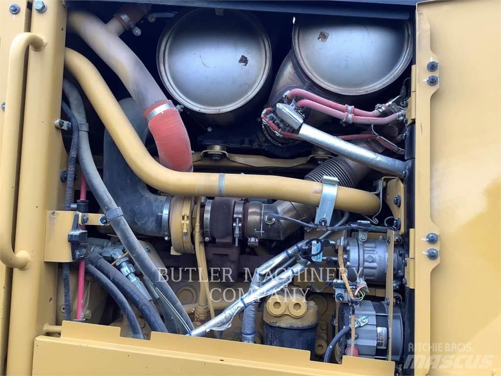 CAT 140M3AWDB 平地机/推土机