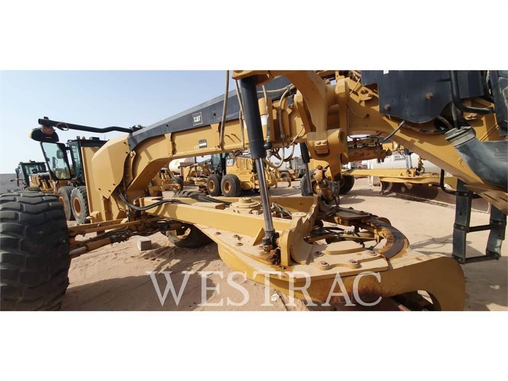 CAT 14M 平地机/推土机