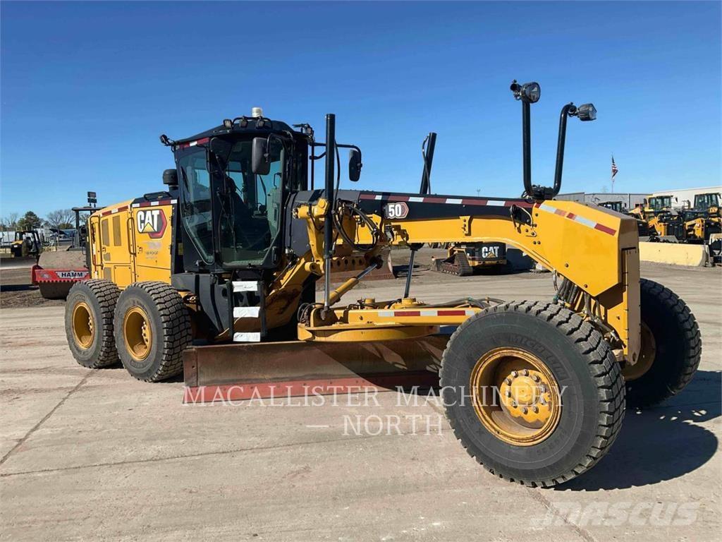 CAT 150 平地机/推土机