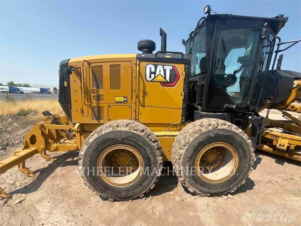 CAT 150 15 平地机/推土机