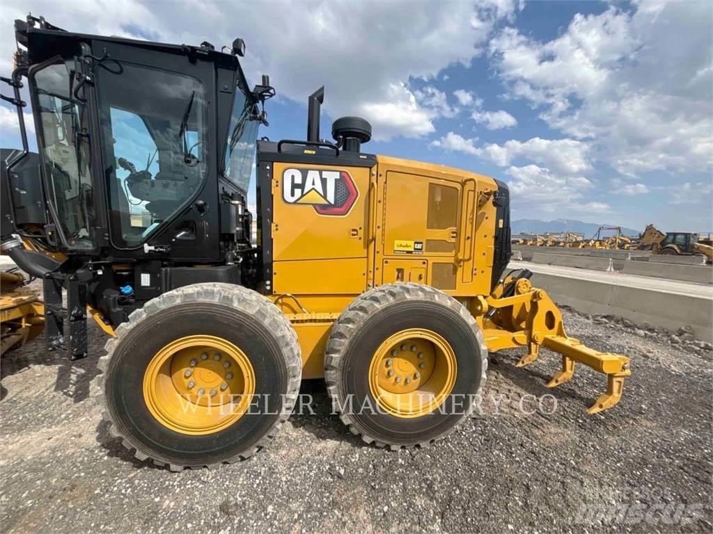 CAT 150 15 平地机/推土机