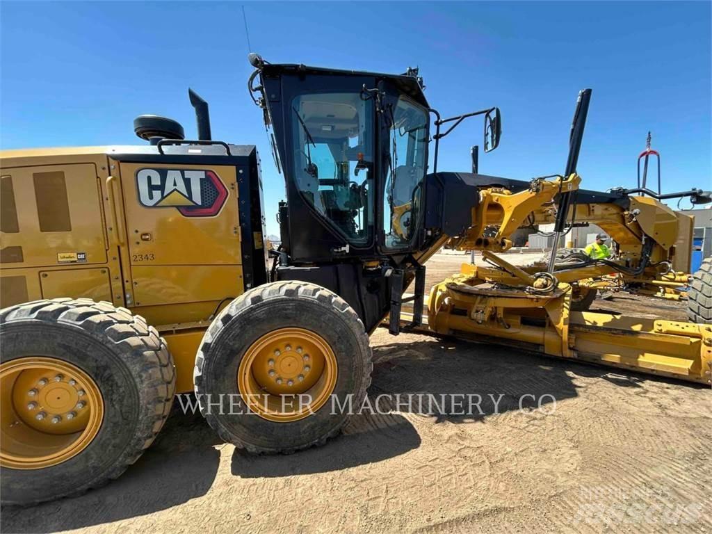 CAT 150 15 平地机/推土机