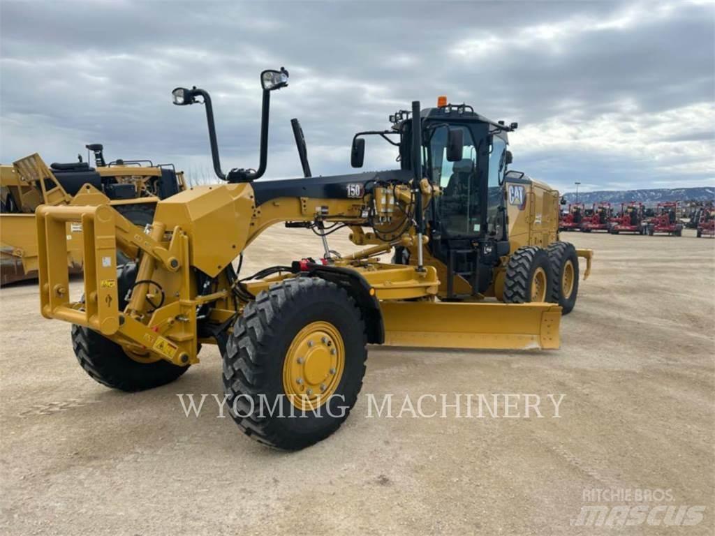 CAT 150 AWD 平地机/推土机
