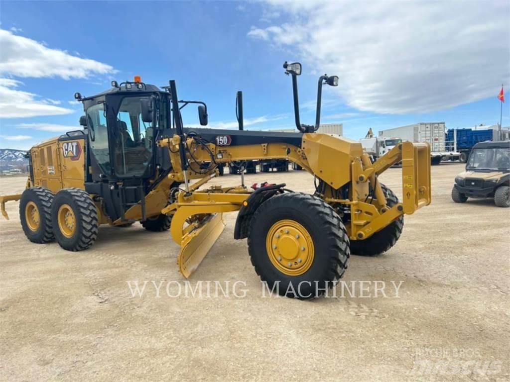 CAT 150 AWD 平地机/推土机