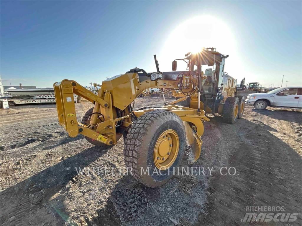 CAT 150 AWD 平地机/推土机
