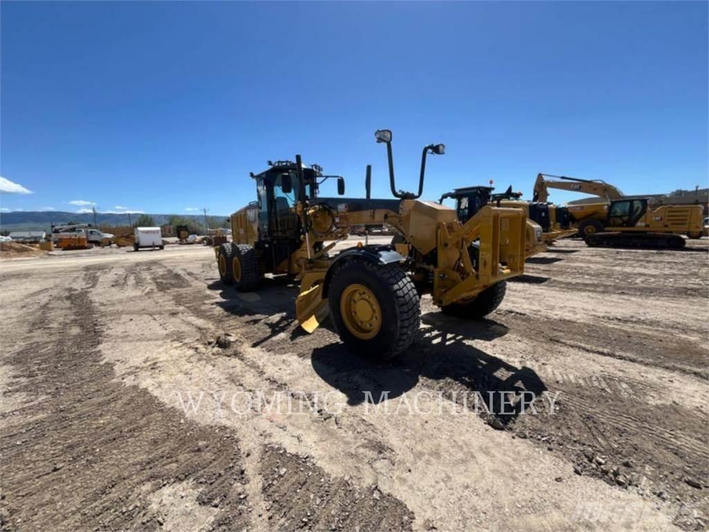 CAT 150 AWD 平地机/推土机