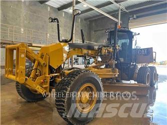 CAT 150 AWD 平地机/推土机