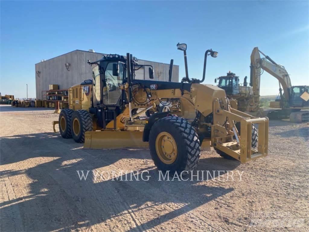 CAT 150 AWD 平地机/推土机