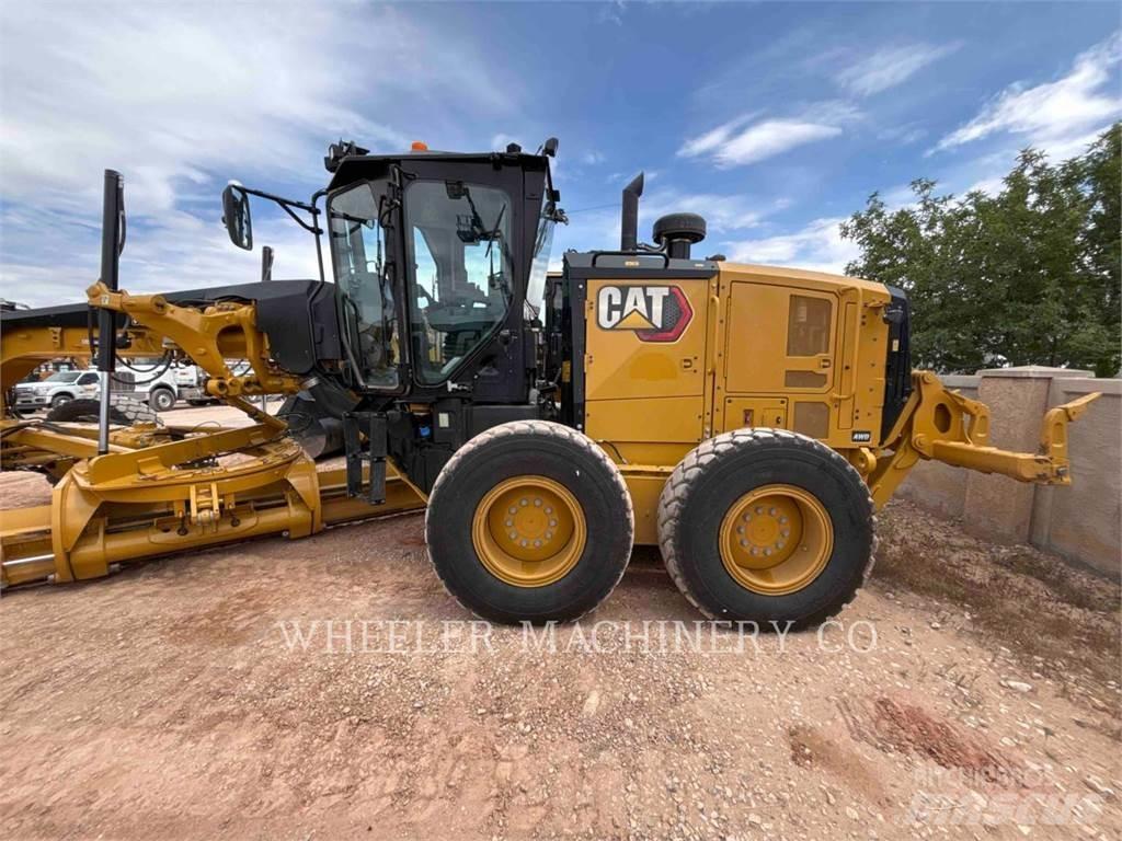 CAT 150 AWD 平地机/推土机
