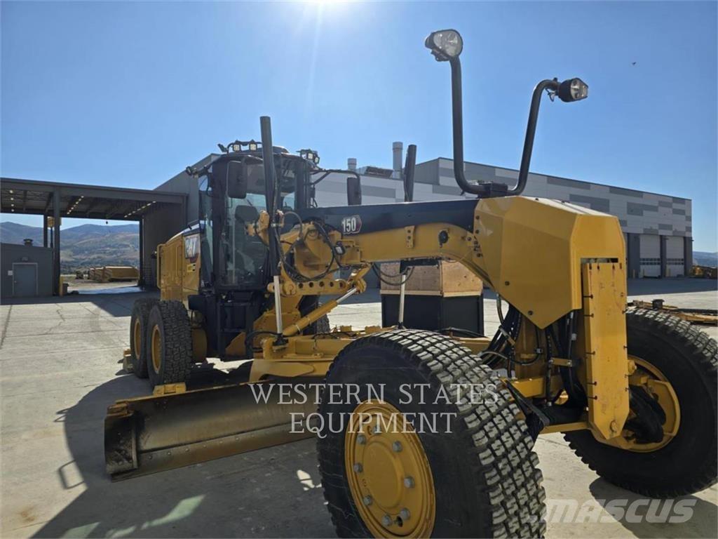 CAT 150 AWD 平地机/推土机