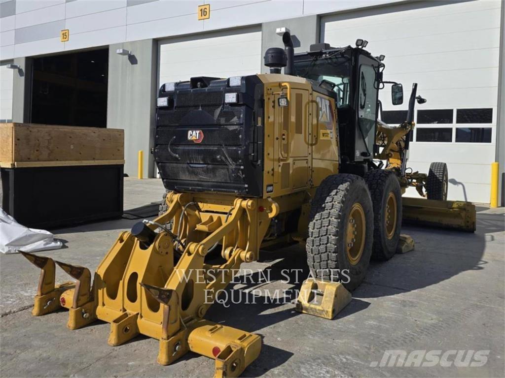 CAT 150 AWD 平地机/推土机