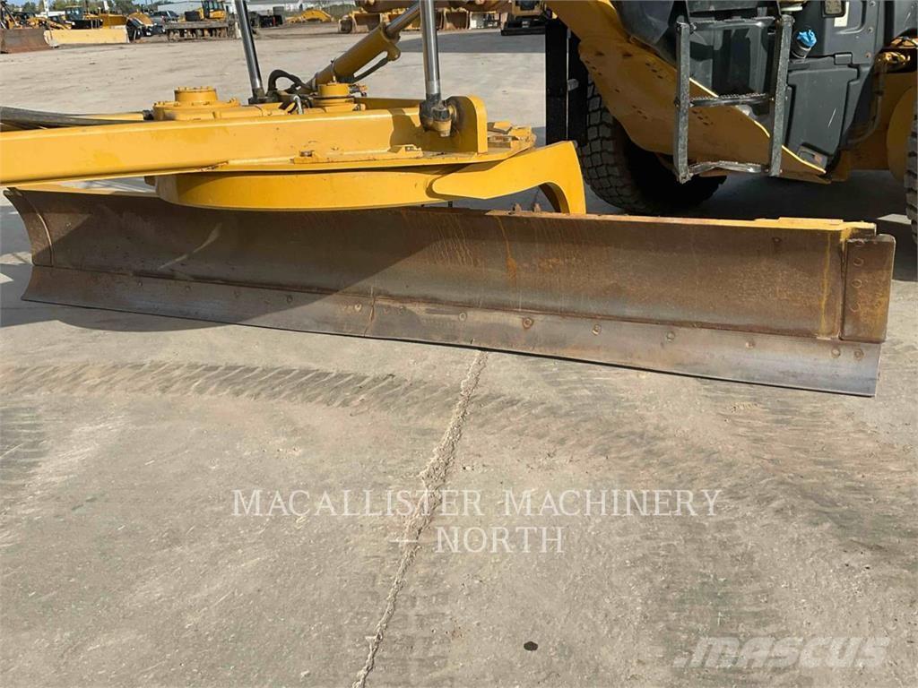 CAT 15015 平地机/推土机