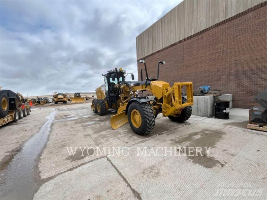 CAT 160 AWD 平地机/推土机
