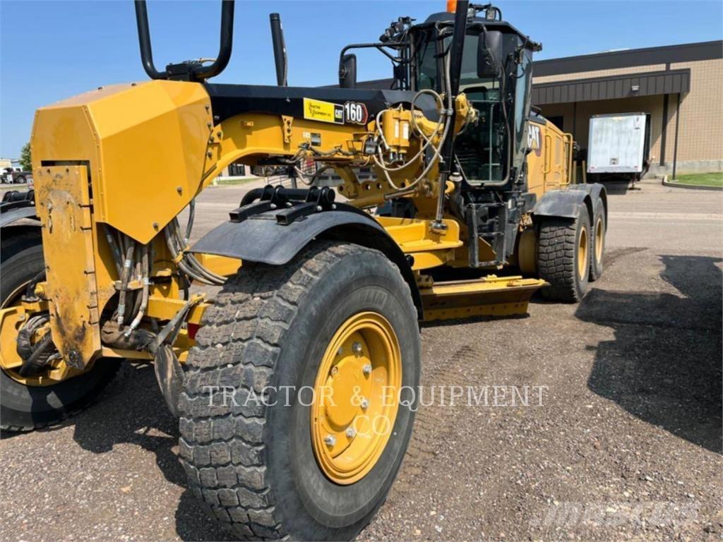 CAT 160 AWD 平地机/推土机