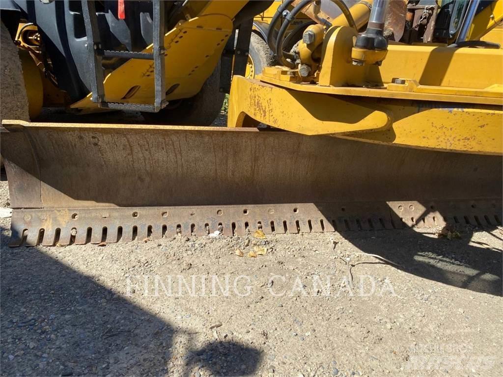 CAT 160M 平地机/推土机