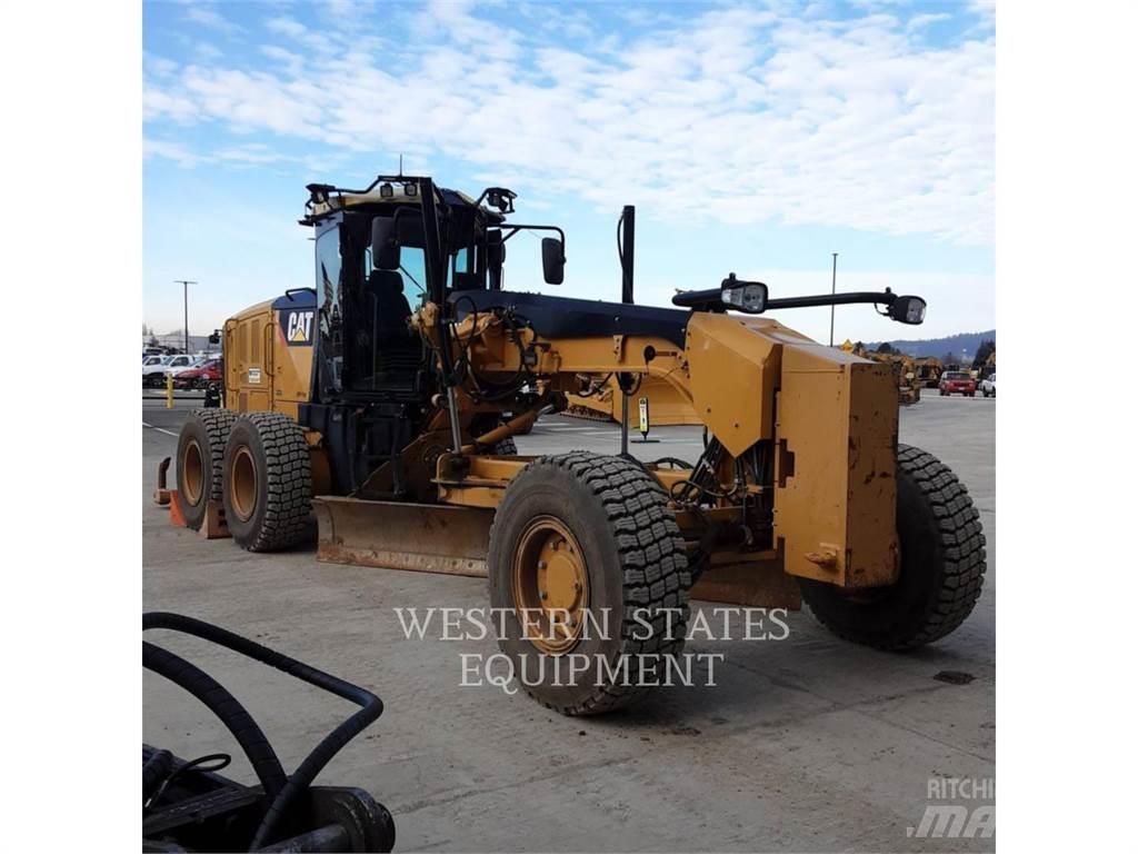 CAT 160M2 AWD 平地机/推土机