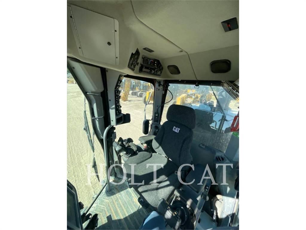 CAT 160M3 平地机/推土机