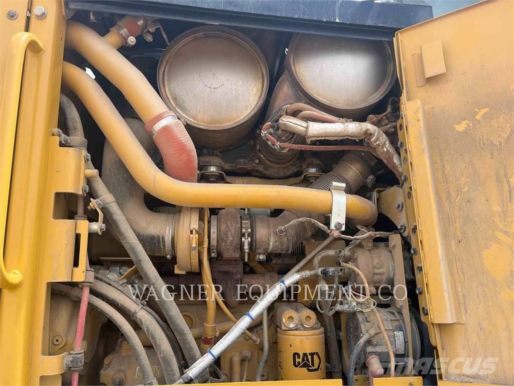 CAT 160M3 AWD 平地机/推土机