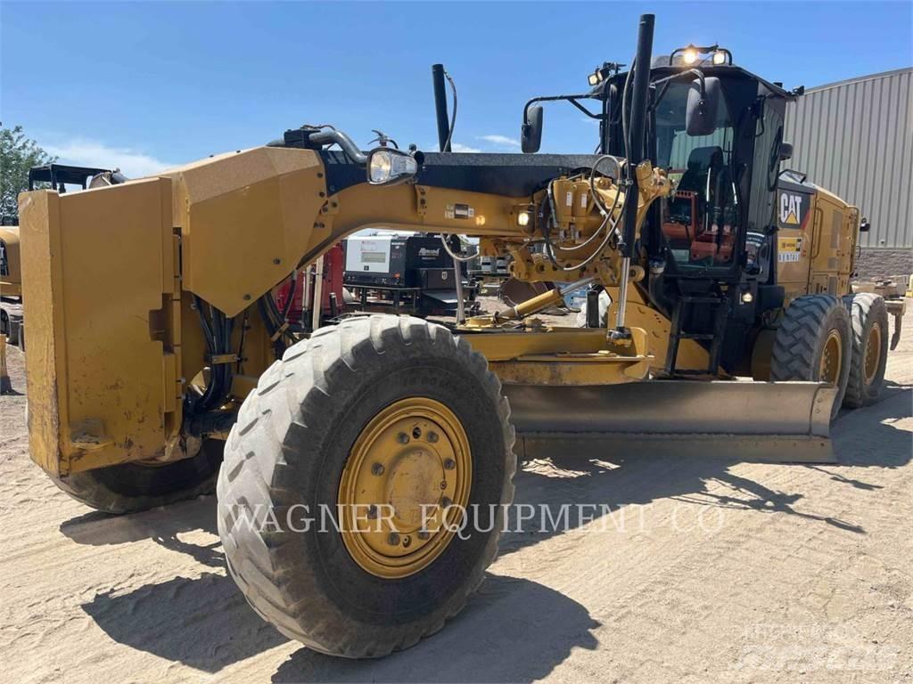 CAT 160M3 AWD 平地机/推土机