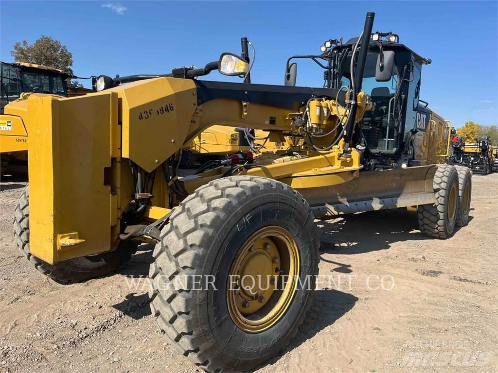 CAT 160M3 AWD 平地机/推土机