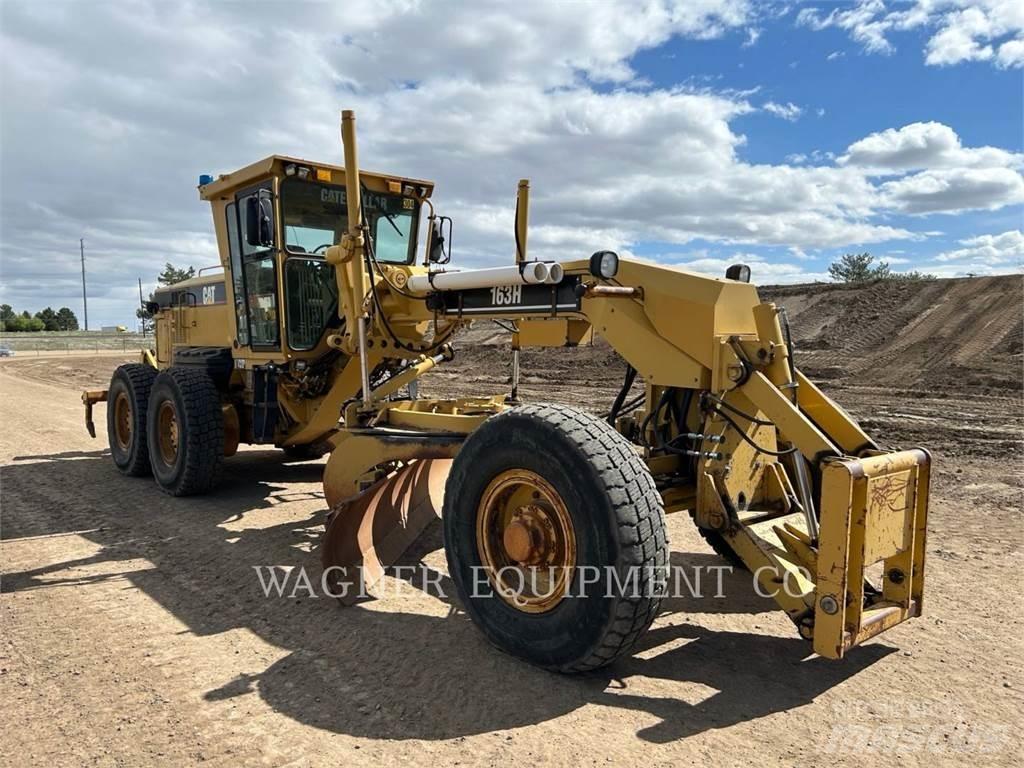 CAT 163H AWD 平地机/推土机