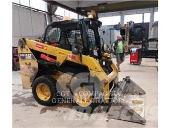 CAT 226D 滑移装载机
