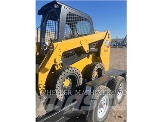 CAT 226D3 C1H2 滑移装载机