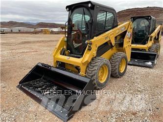 CAT 226D3 C3H2 滑移装载机