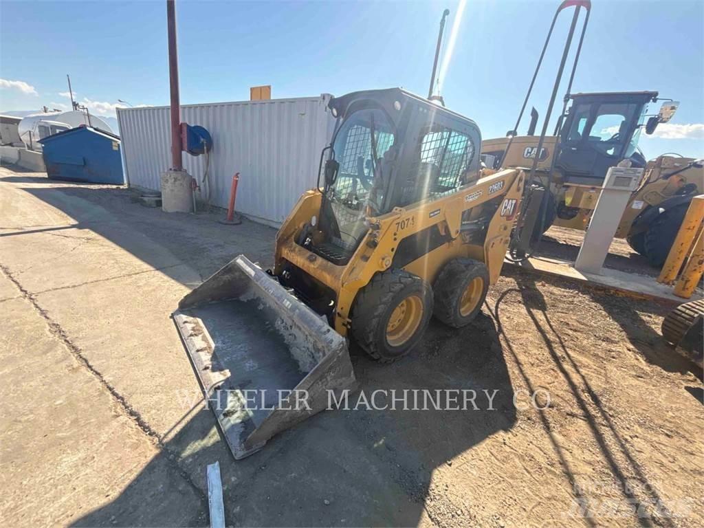 CAT 226D3 C3H2 滑移装载机